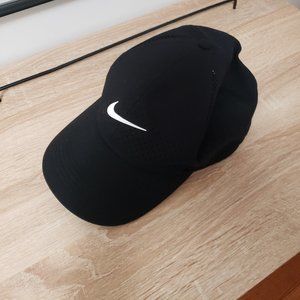 Nike Golf Legacy91 Tech Hat, Black White Adult Unisex Swoosh Cap Men Women's